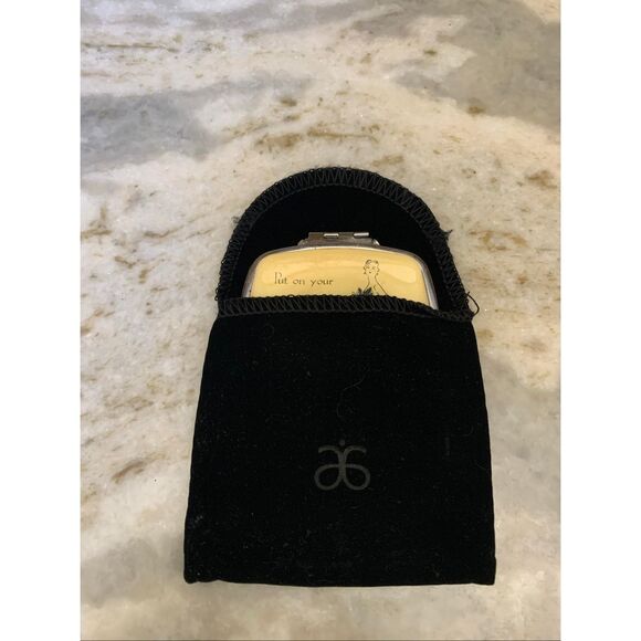 Art Deco Mirror Compact #unique compact #vintage mirror #stocking stuffer - Picture 8 of 9